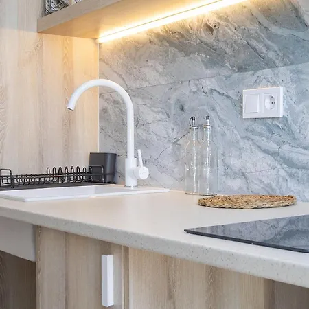 Apartment Uy - Loft Acogedores Y Modernos Estudios Cerca De La Estacion Joaquin Sorolla