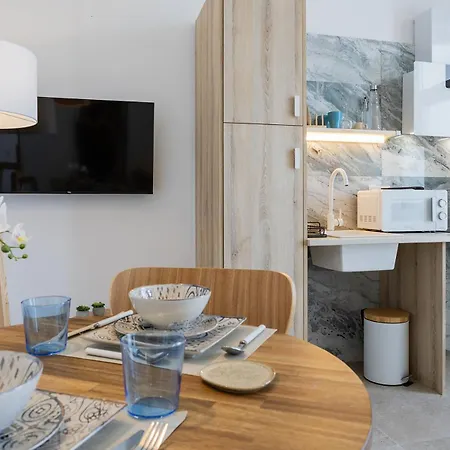 Apartment Uy - Loft Acogedores Y Modernos Estudios Cerca De La Estacion Joaquin Sorolla *